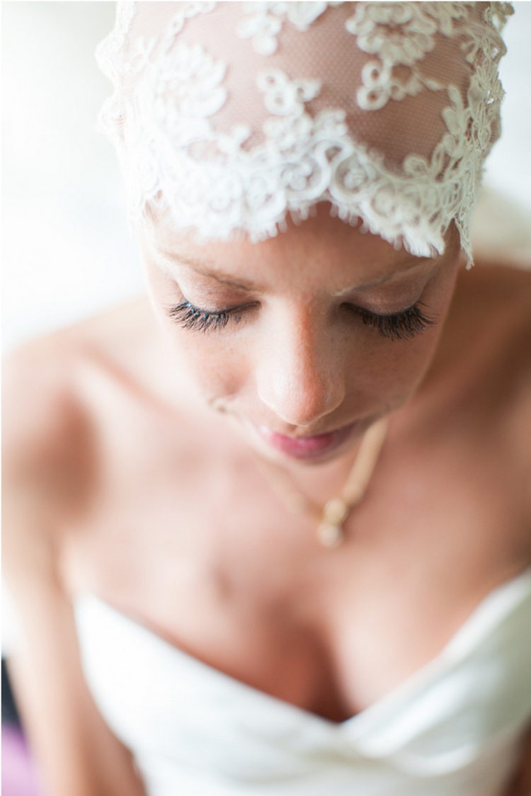 This bride bravely proves that bald is beautiful!