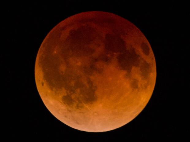 If You Didn’t See The Lunar Eclipse Early Wednesday Morning, Check Out This STUNNING Time Lapse Video Of The Blood Moon!