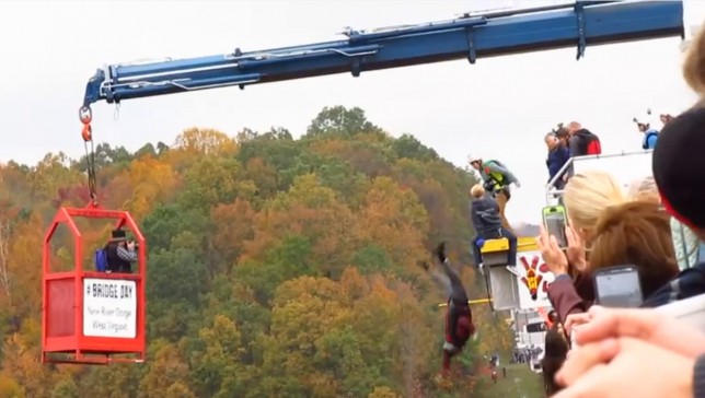 After Attempting To Do A Handstand Before His Base Jump, Man Accidentally Falls From The Bridge (But Don’t Worry, He’s Okay Now!)