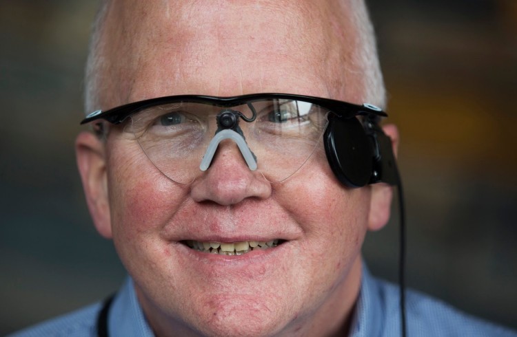 Blind Man Sees For The First Time In 30 Years With These Incredible Bionic Eyes