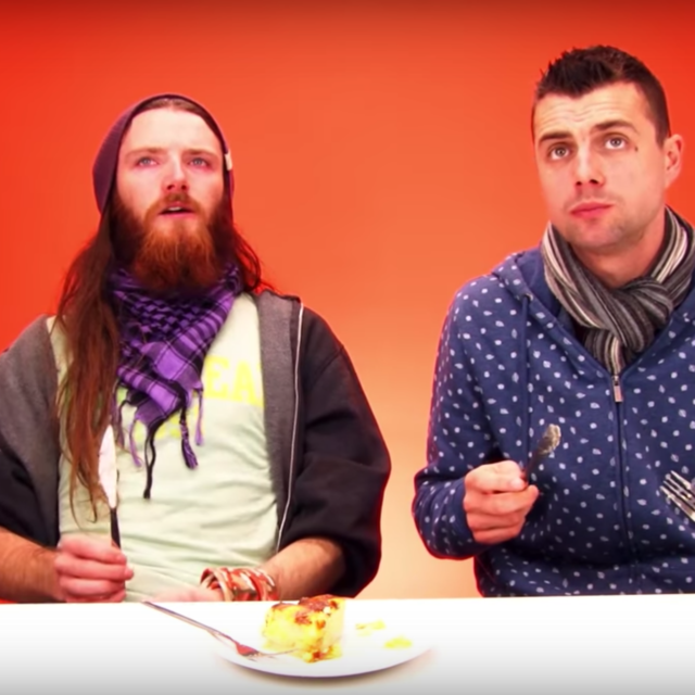 What Happens When You Introduce Irish People To Delicious American Thanksgiving Delicacies?